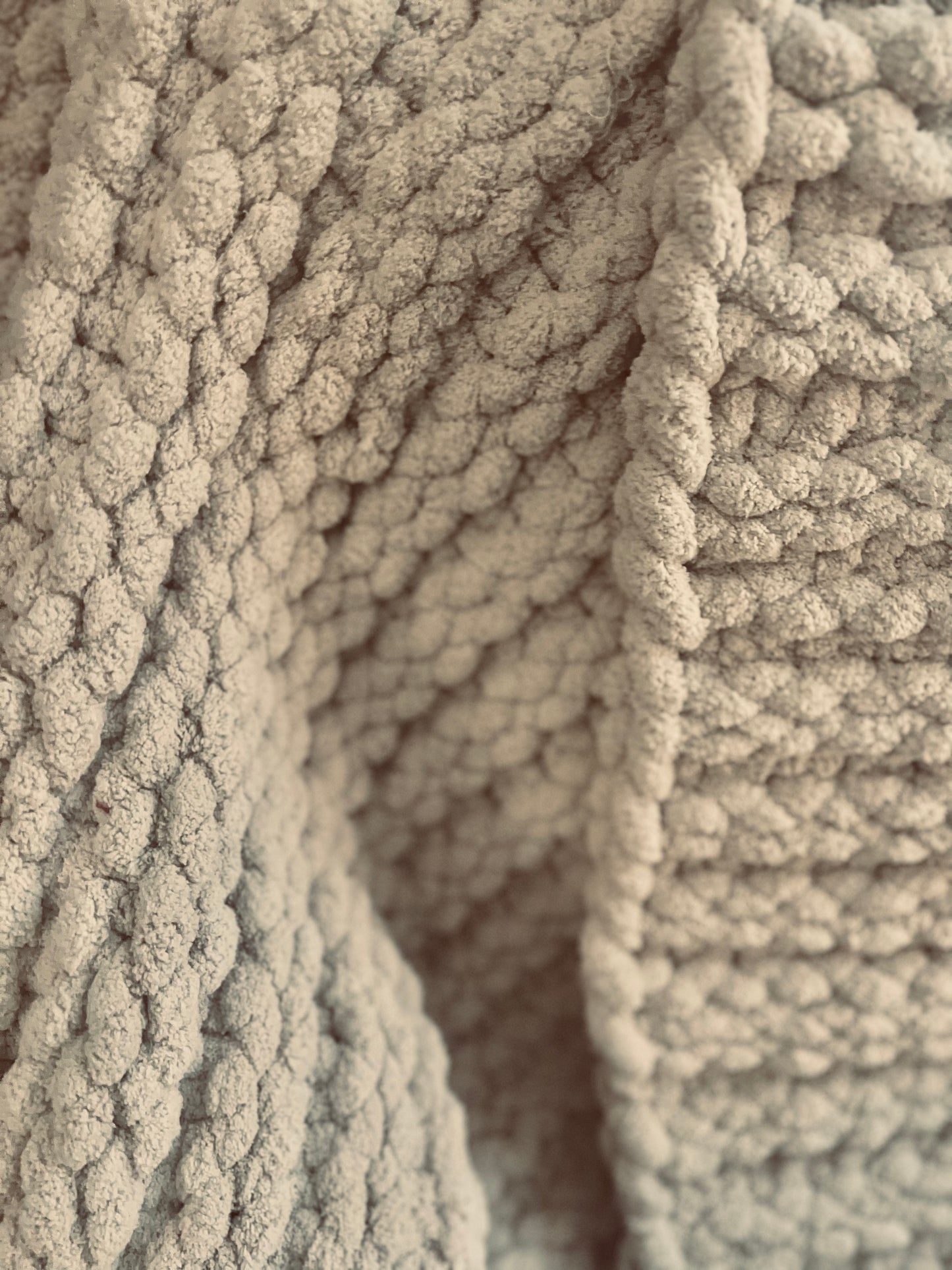 *NEW- CHUNKY BLANKET WORKSHOP, DECEMBER 7TH