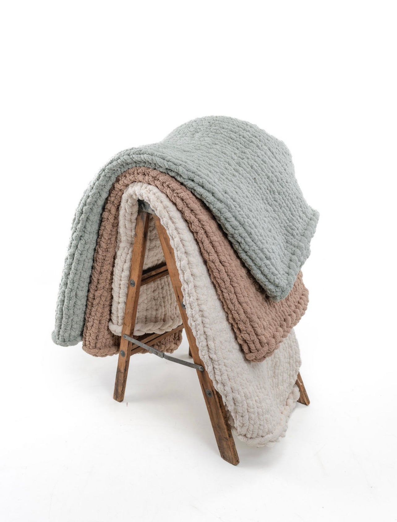 SIGNATURE BRAND PARTNERSHIP- 1 Year (5 Blankets per Month)